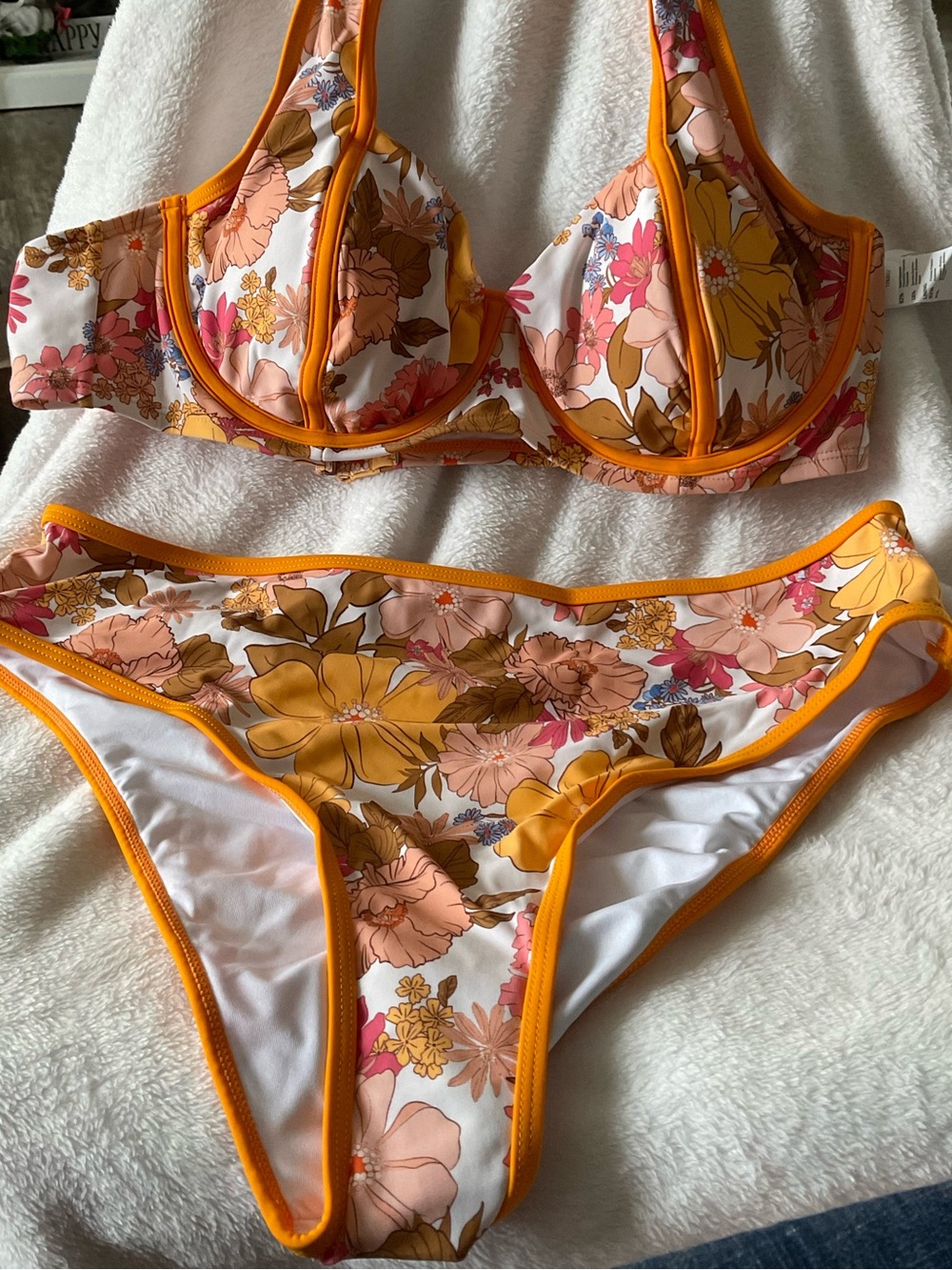 Cupshe Yellow-Trim Floral Underwire Bikini Size XL, NWT